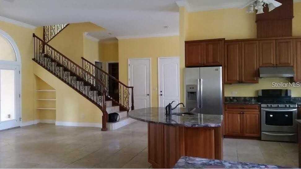 1974 Freedom Dr - Photo 5 of 20