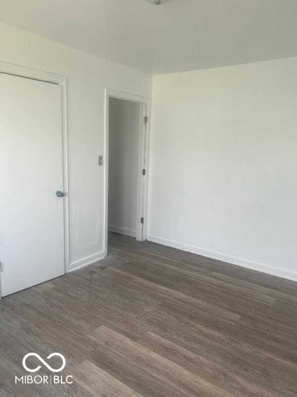2238 Admiral Dr - Photo 2 of 6