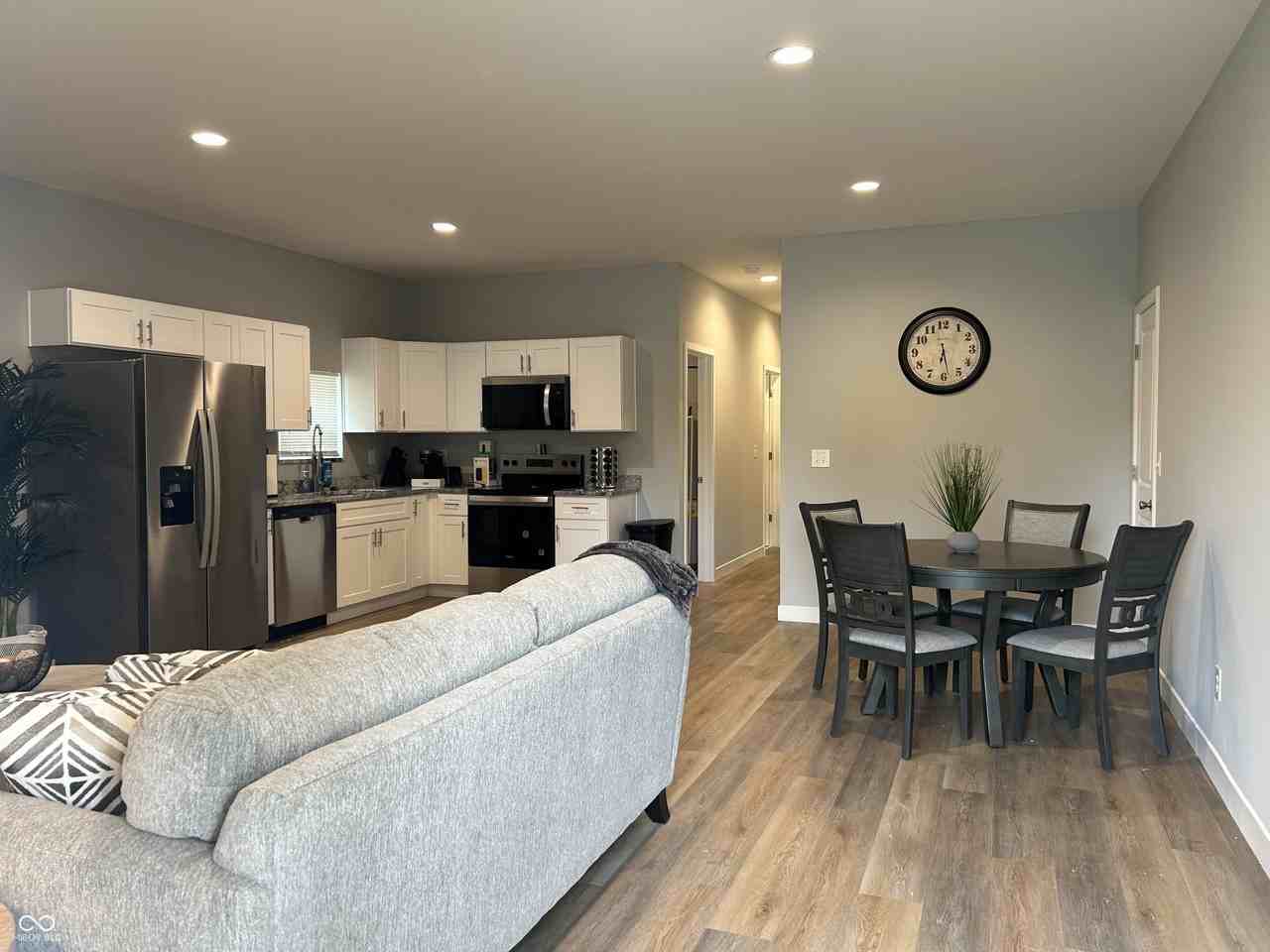 2809 N Talbott St #A - Photo 5 of 29