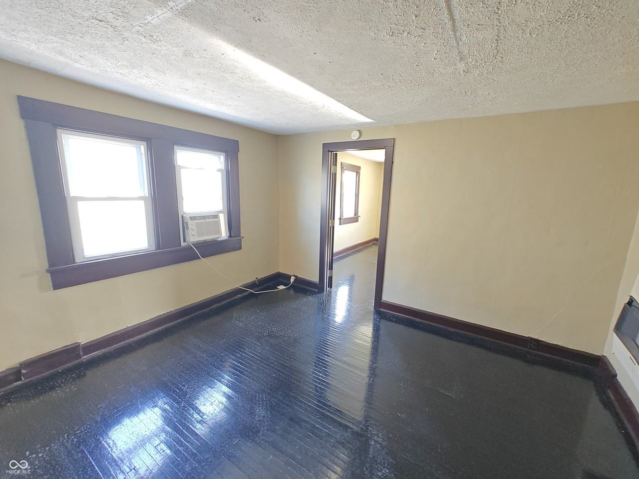 202 E Taylor St #3 - Photo 5 of 15