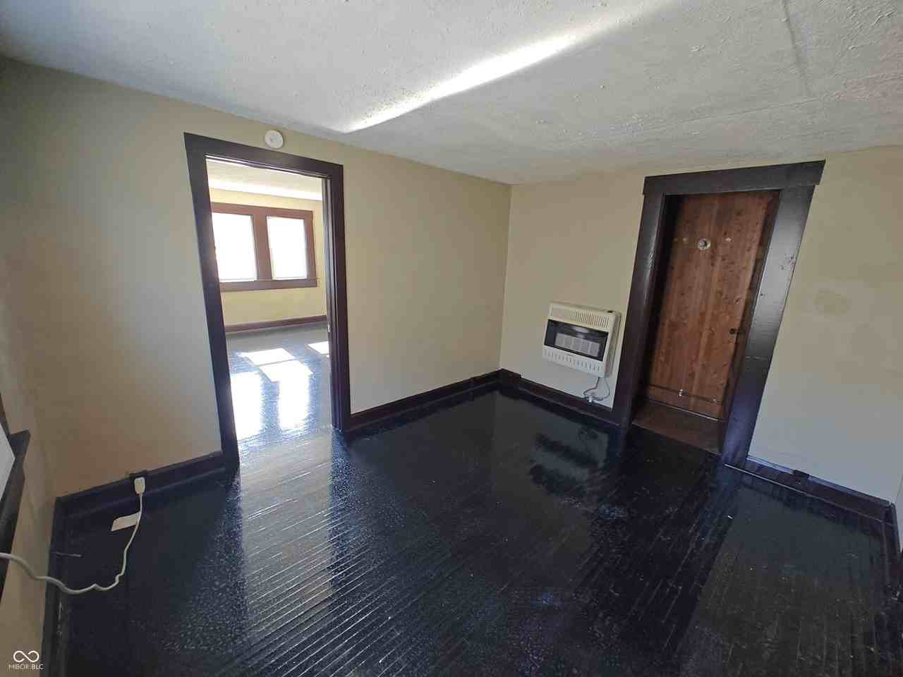 202 E Taylor St #3 - Photo 6 of 15