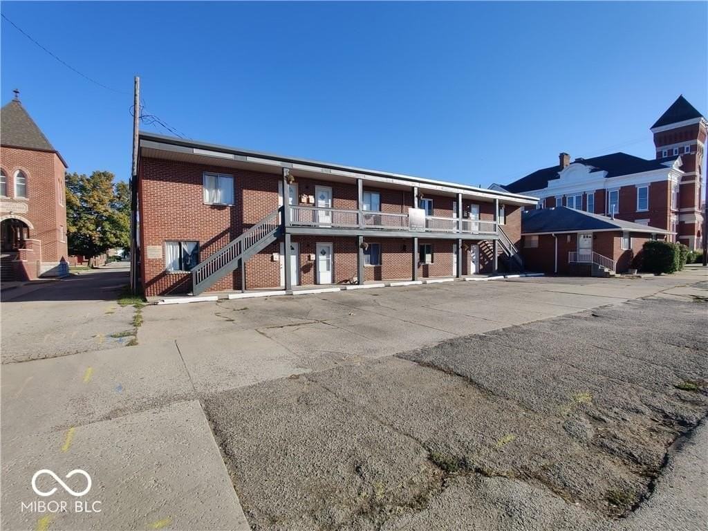 106 W Broadway St #X - Photo 2 of 13