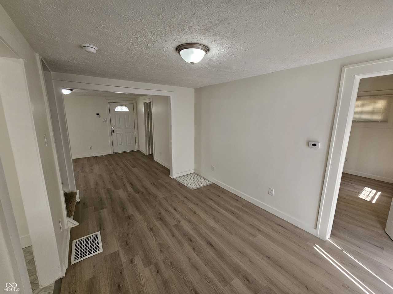 835 Tecumseh St - Photo 6 of 19