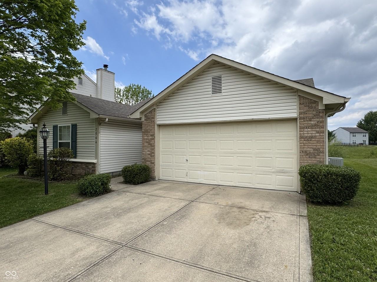 7644 Scatter Woods Ln - Photo 2 of 31