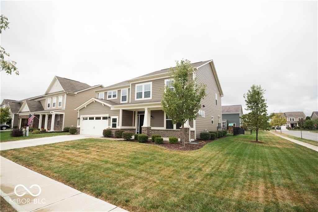 15665 Eastpark Dr - Photo 2 of 50