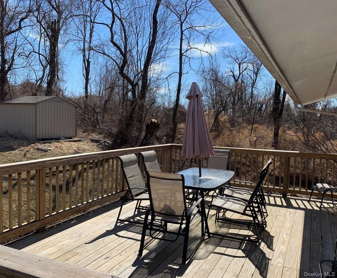 92 Hillside Rd - Photo 6 of 14