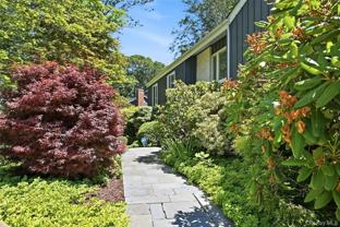 95 Linda Ln W - Photo 1 of 1
