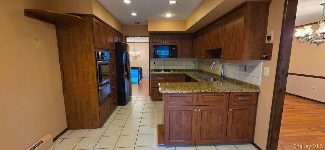 12 Palisades Ct - Photo 5 of 18