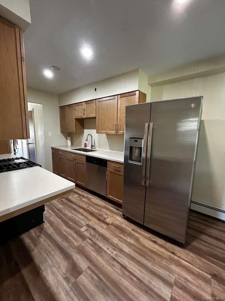 1149 E 219th St - Photo 7 of 26