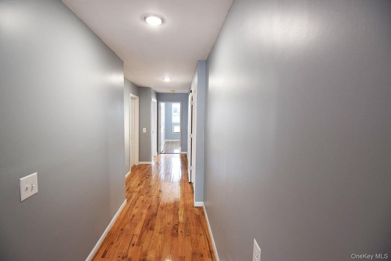 1619 Pacific St #1 - Photo 5 of 12