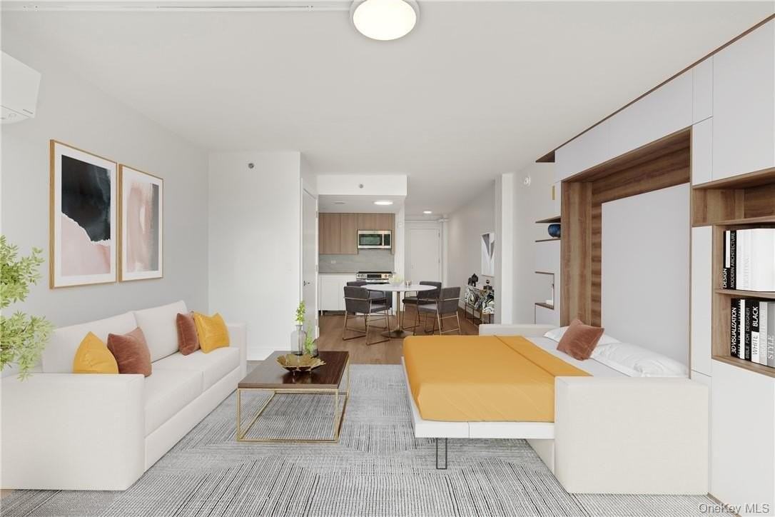1 Lyon Pl #103