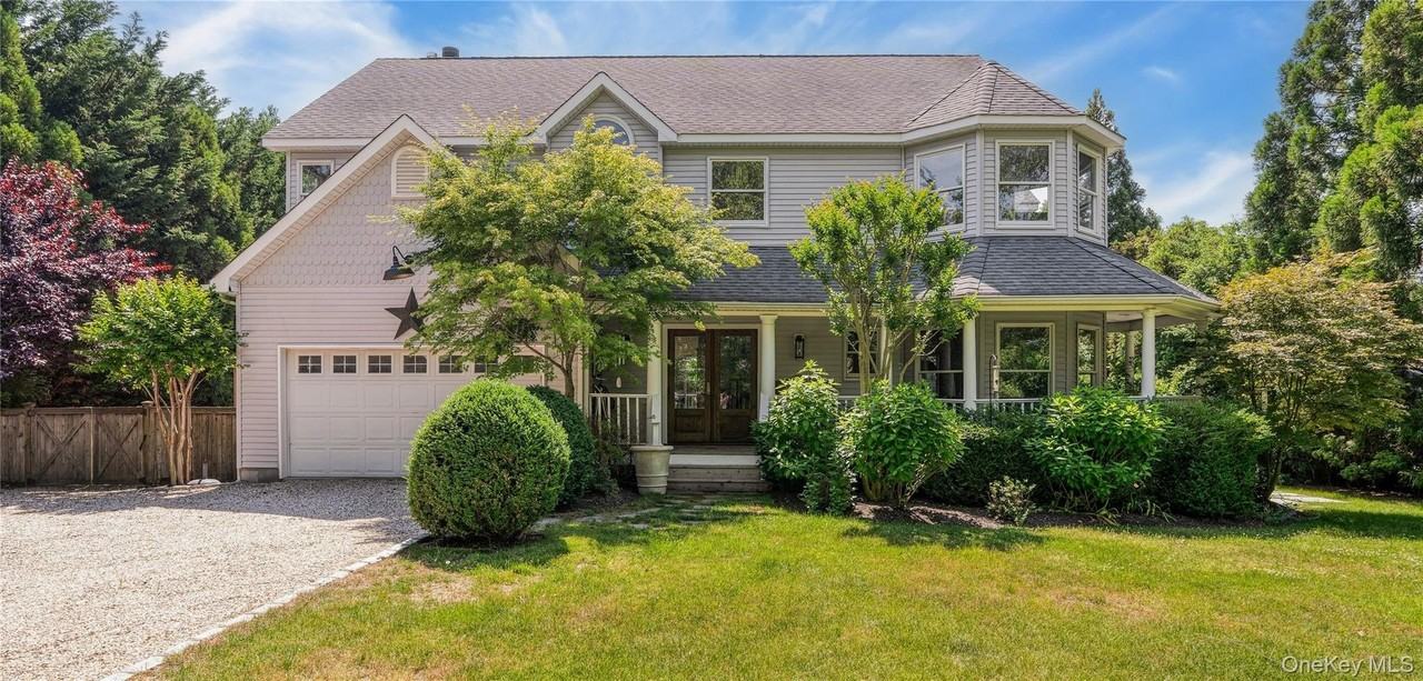 4 Glynn Dr - Photo 2 of 45