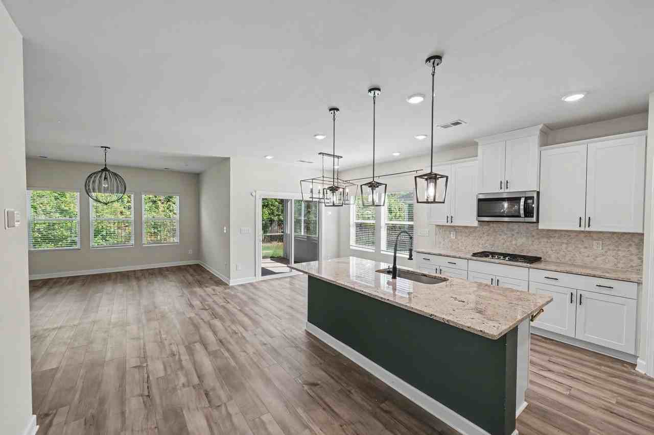 4513 Duplin Dr - Photo 3 of 31