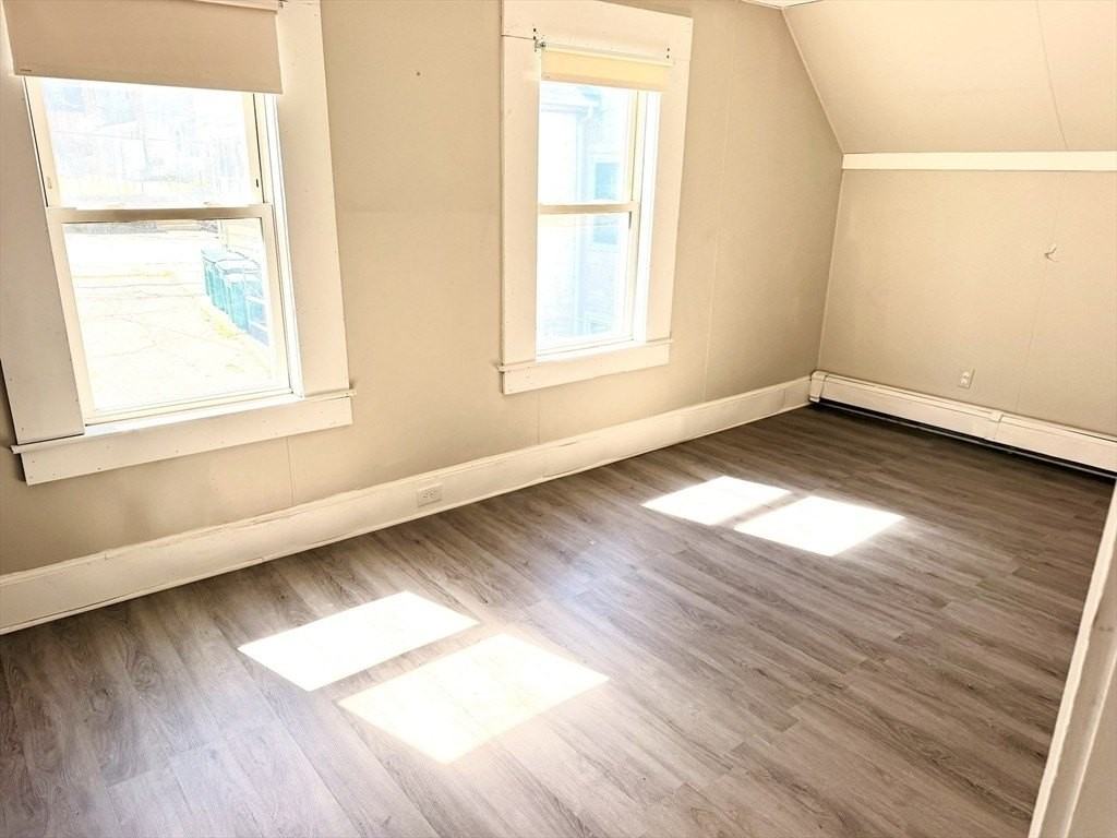 32 Rockland St #32 - Photo 7 of 10