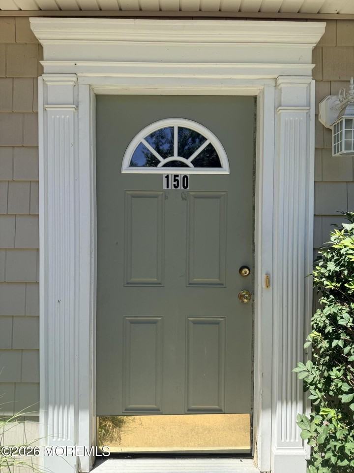 150 Magnolia Ln - Photo 4 of 40