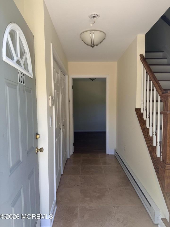 150 Magnolia Ln - Photo 5 of 40