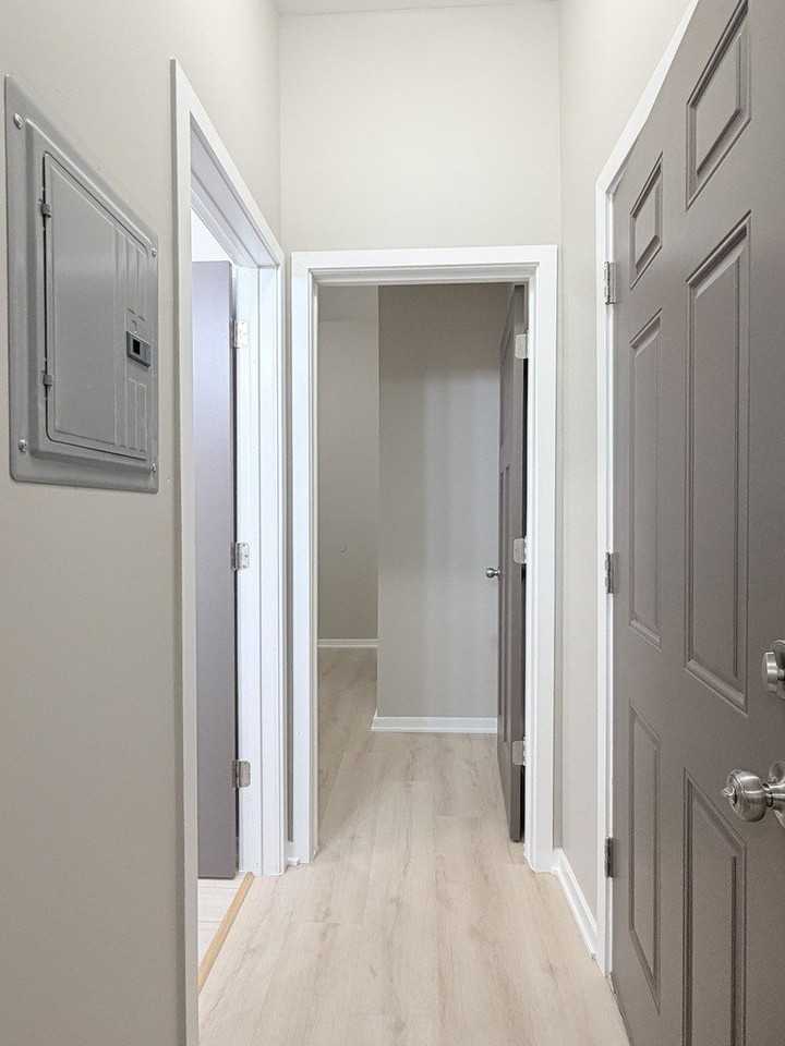 24 N Pulaski Rd #1F - Photo 5 of 13