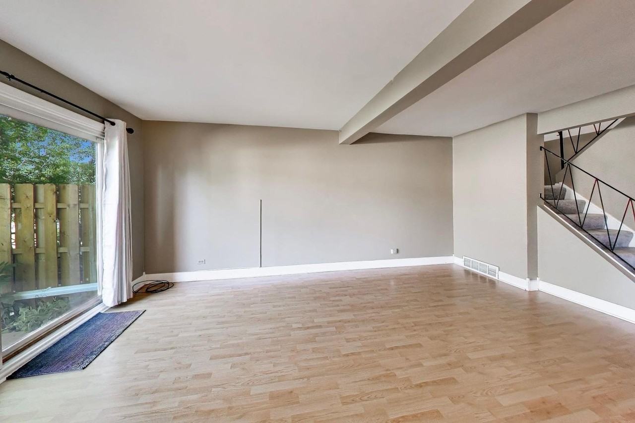 533 Thomas Rd #533 - Photo 3 of 34