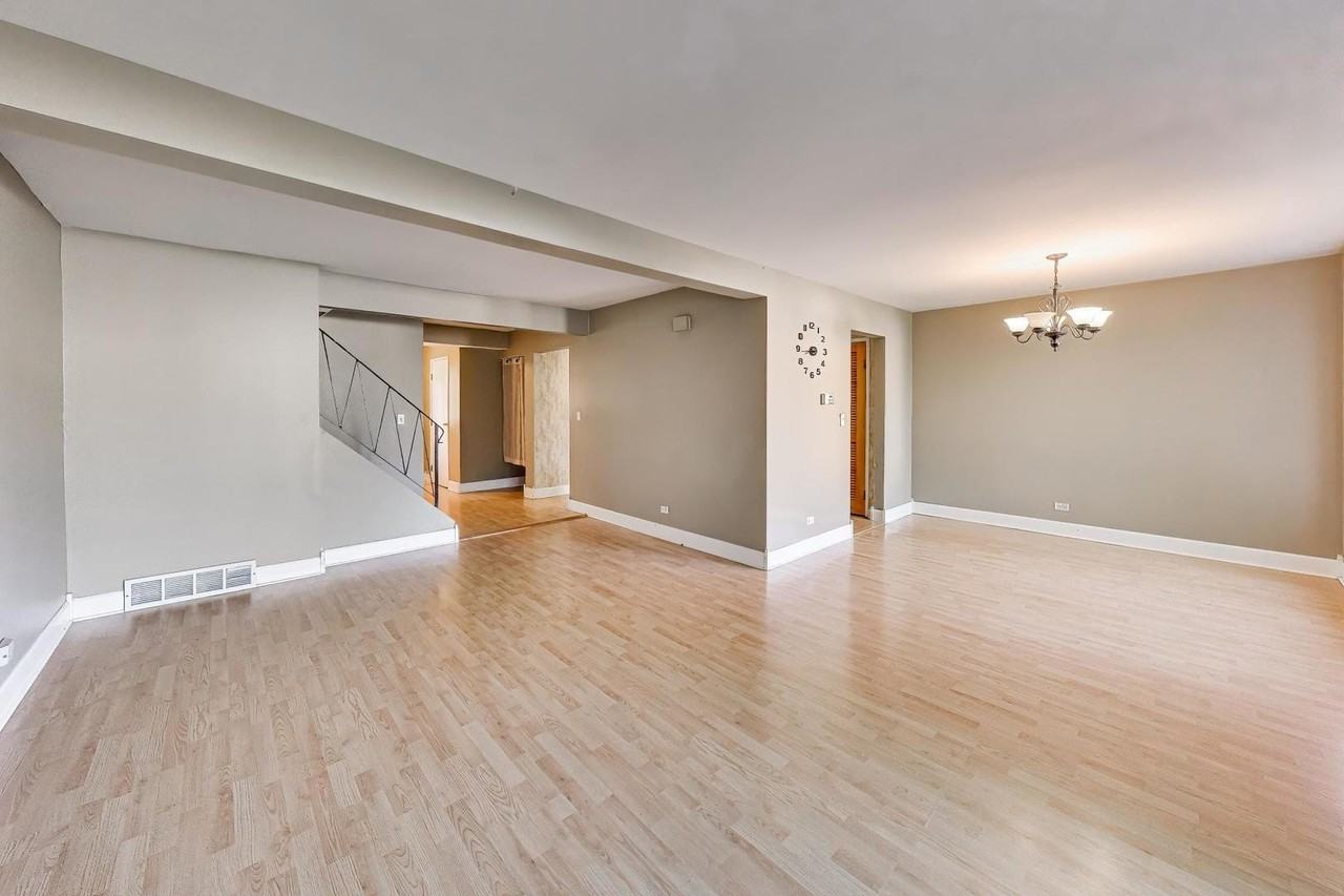 533 Thomas Rd #533 - Photo 4 of 34