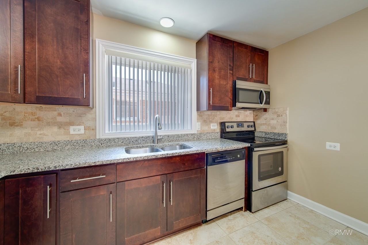 32 N Main St #1S - Photo 6 of 17