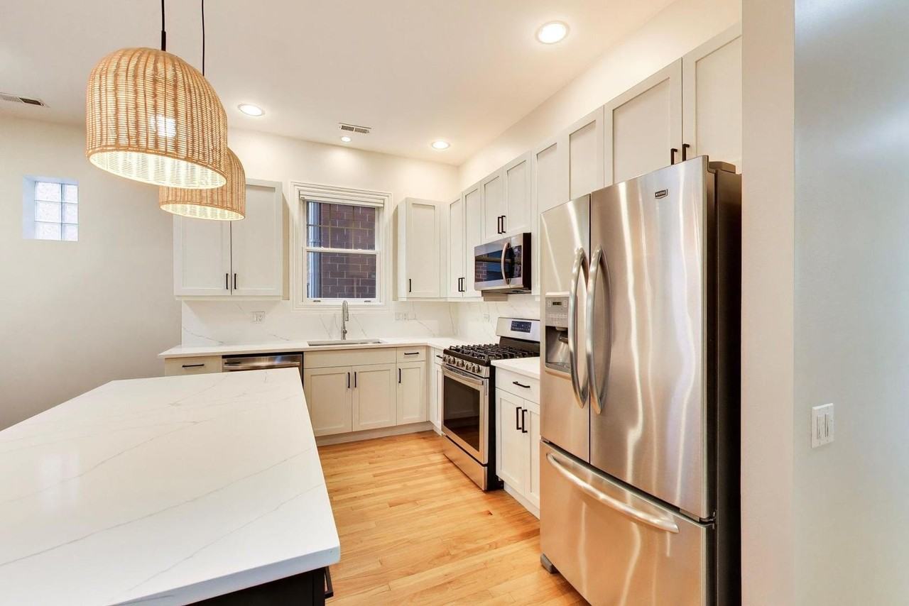 1347 W Washington Blvd #4B - Photo 7 of 29