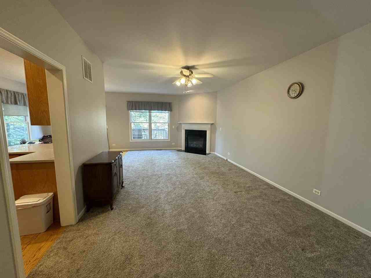 1N061 Mission Ct #1N061 - Photo 3 of 40