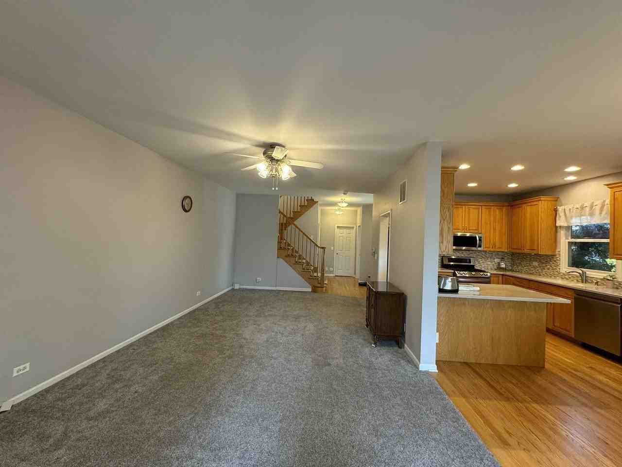 1N061 Mission Ct #1N061 - Photo 6 of 40