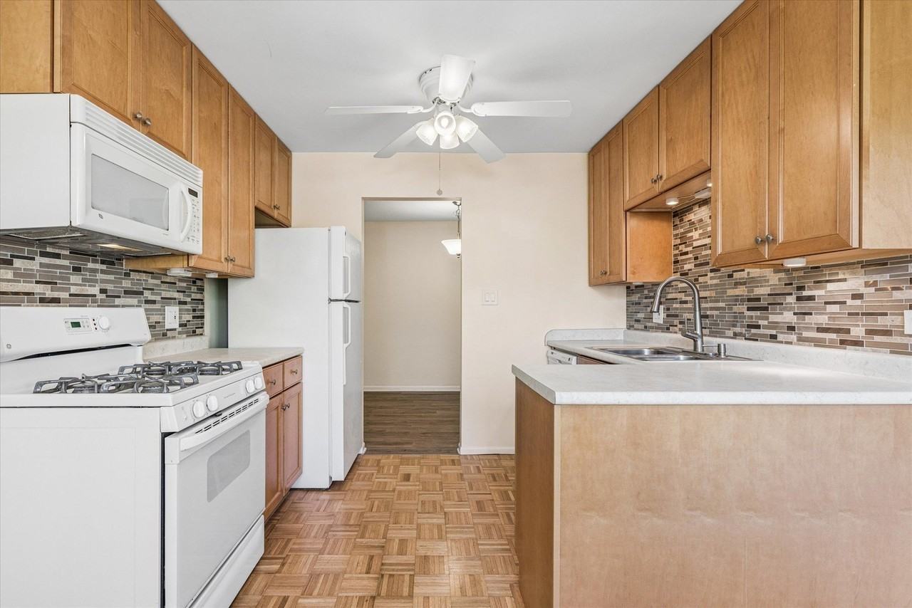 826 Thornton Ct #2AL - Photo 6 of 15