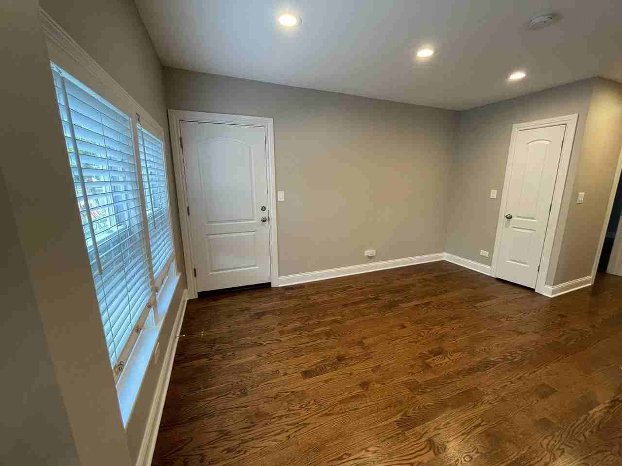1428 Wilmette Ave #1 - Photo 4 of 27