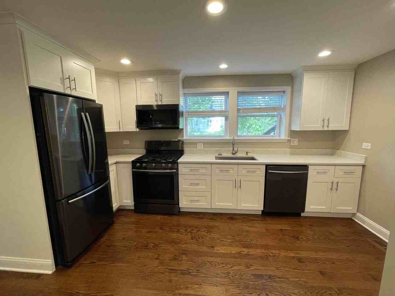 1428 Wilmette Ave #1 - Photo 6 of 27