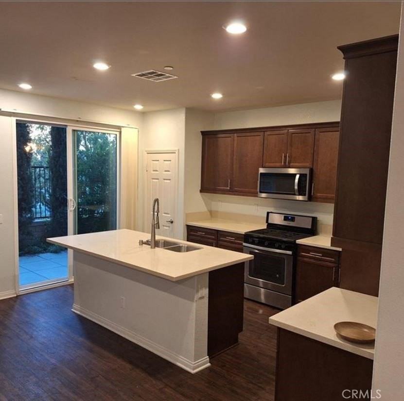 825 Parisa Pl - Photo 3 of 26