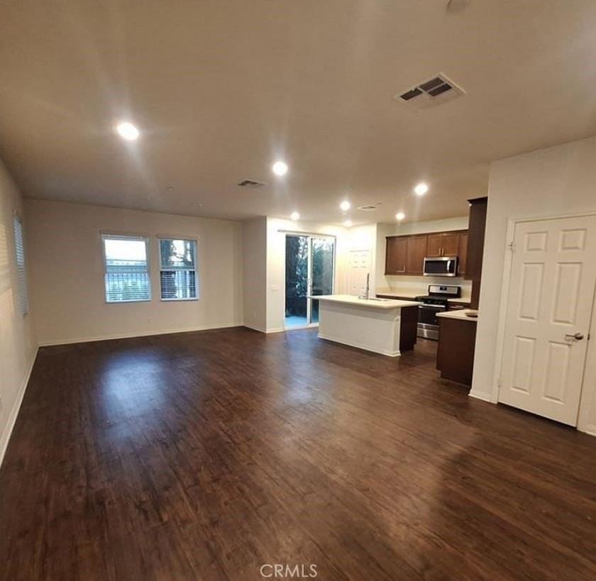 825 Parisa Pl - Photo 6 of 26