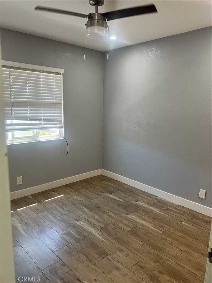 3951 Hammel St #1-2 - Photo 6 of 7