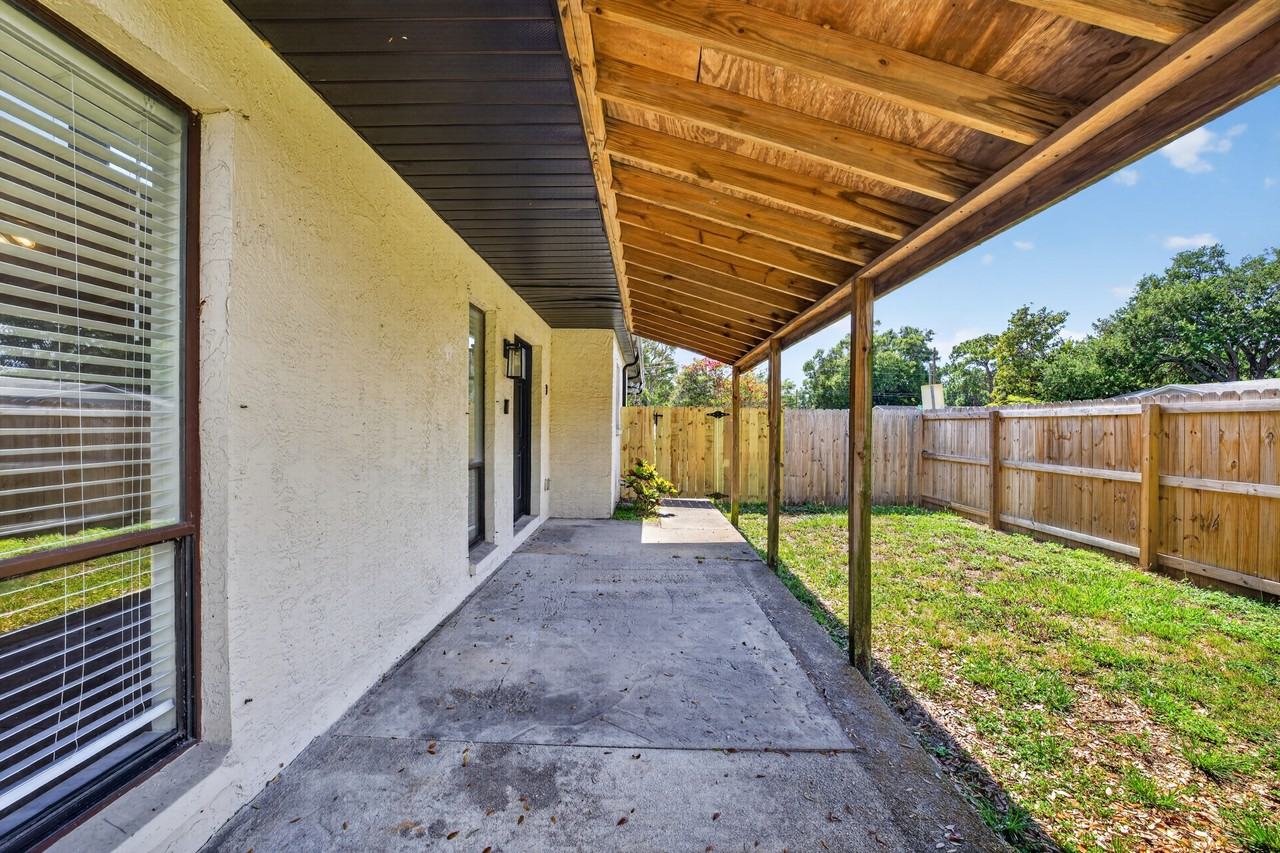 15581 58th St N #B - Photo 2 of 12