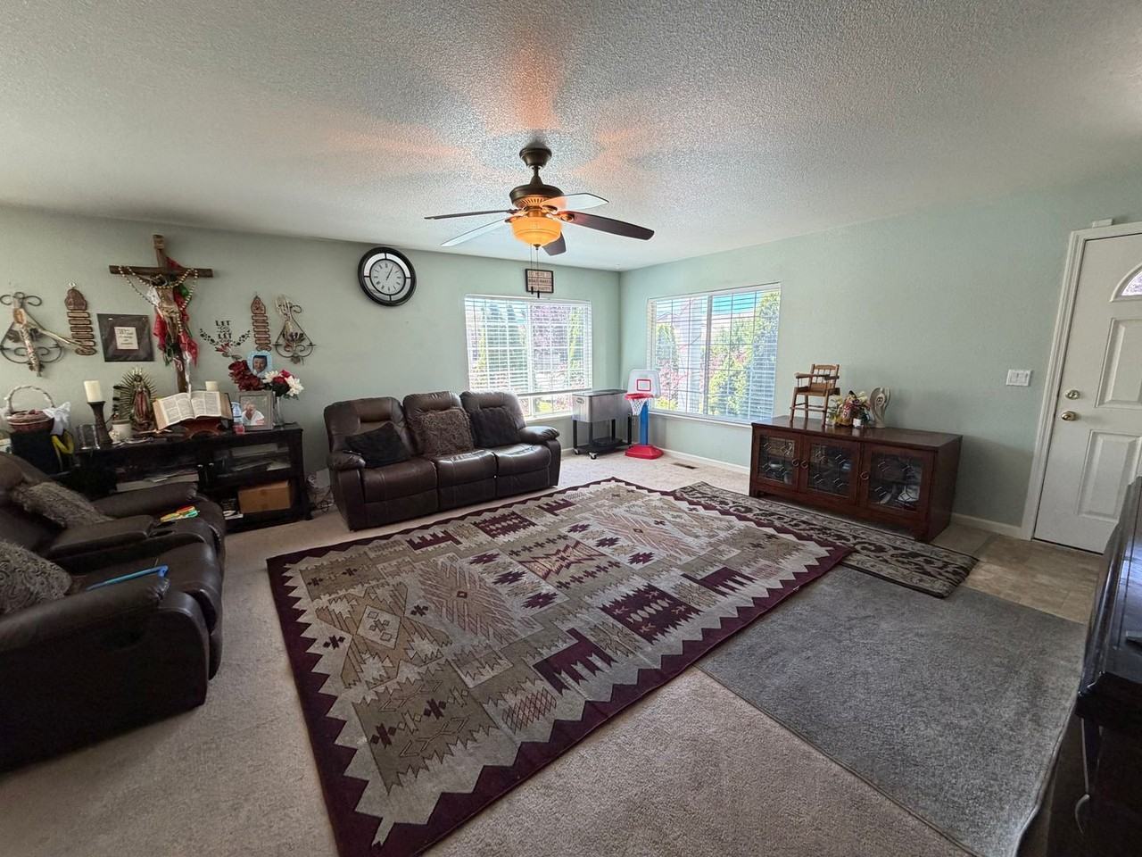 18210 Pin Oak Ct - Photo 4 of 27