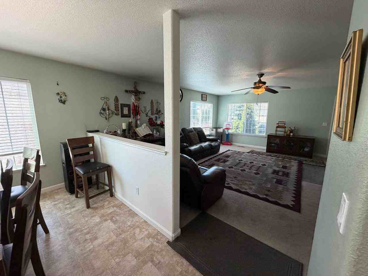 18210 Pin Oak Ct - Photo 7 of 27