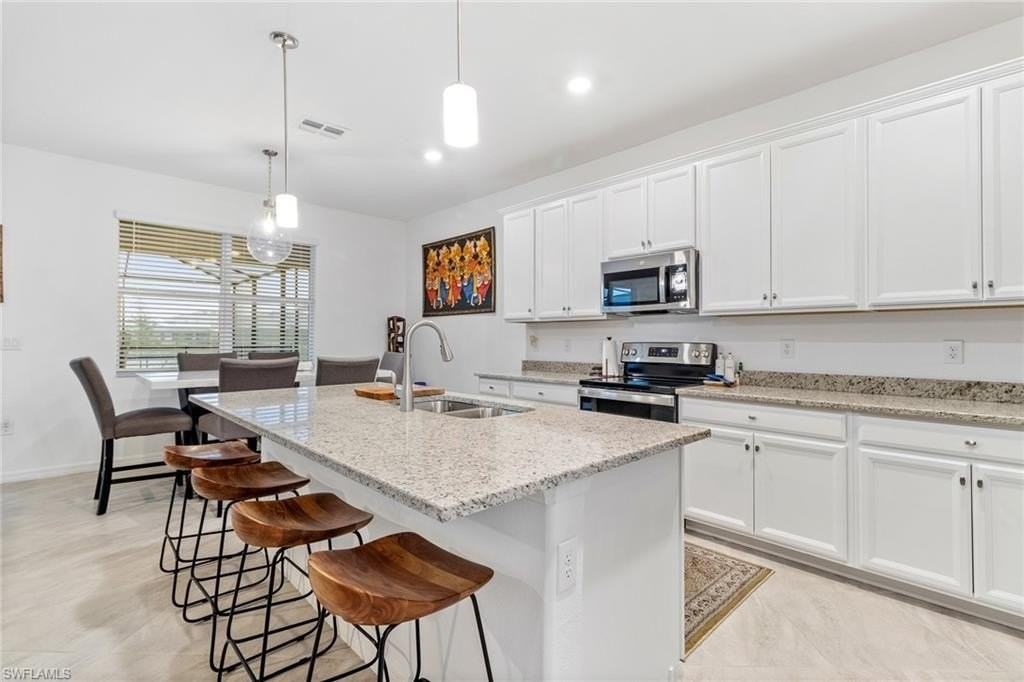 2516 Kona Way - Photo 6 of 28