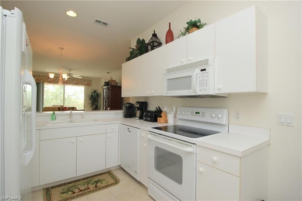 2700 Cypress Trace Cir #3134 - Photo 7 of 50