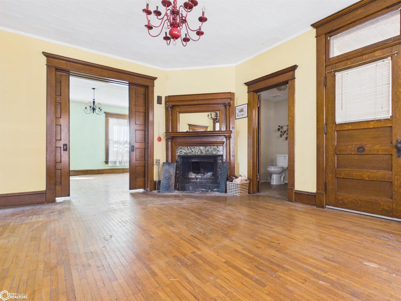 1028 Exchange St - Photo 6 of 18