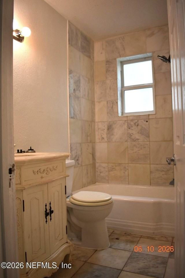 2968 Green St - Photo 7 of 12