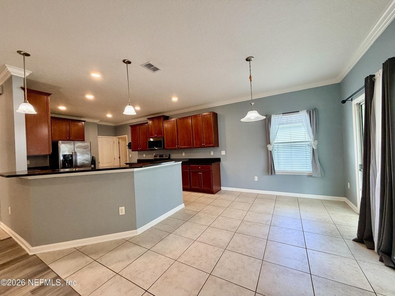 15991 Baxter Creek Dr - Photo 5 of 36