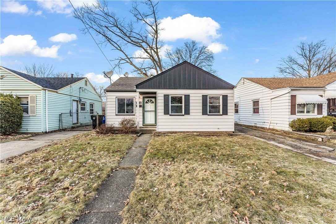 13514 Emery Ave - Photo 2 of 20
