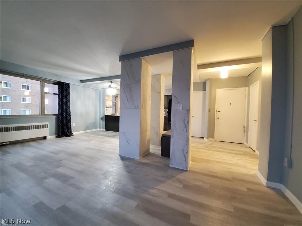 11820 Edgewater Dr #417 - Photo 6 of 33