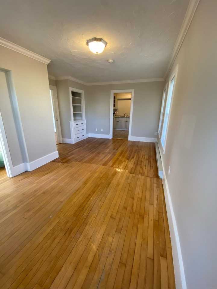 73 Maple St - Photo 3 of 7