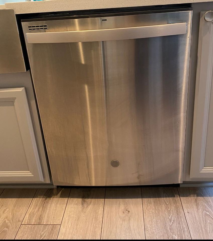 925 Bergenia St - Photo 7 of 38