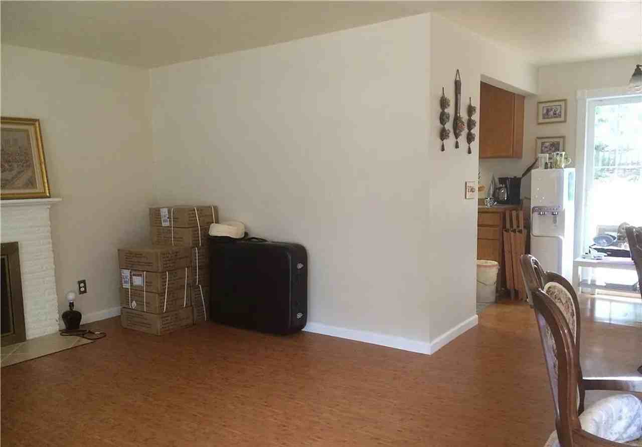 4071 155th Ave Se - Photo 3 of 7