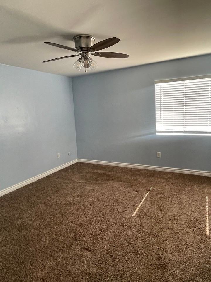 4800 Treanna Ave #6B - Photo 5 of 8