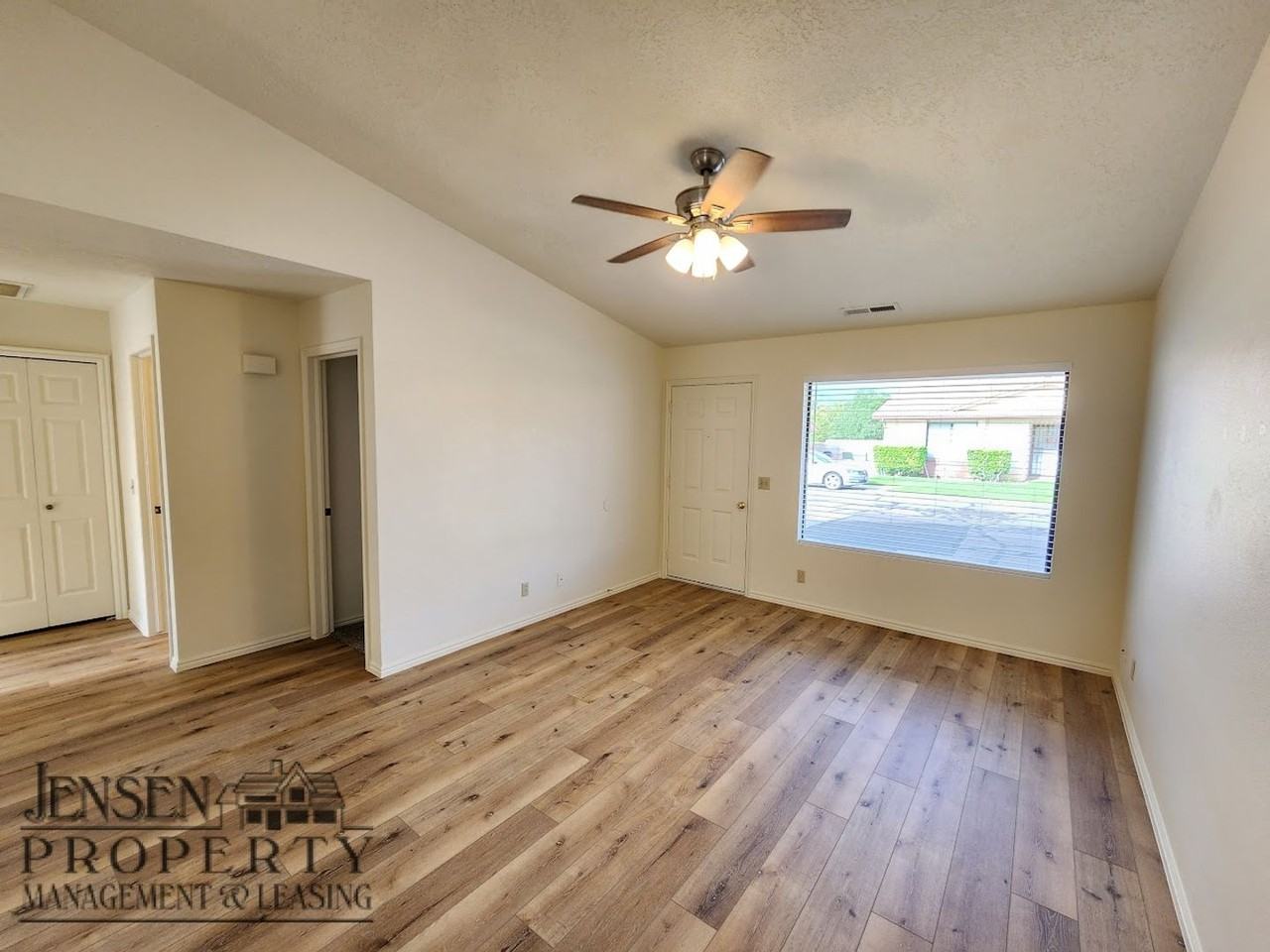 1075 N 1400 W #38 - Photo 4 of 17