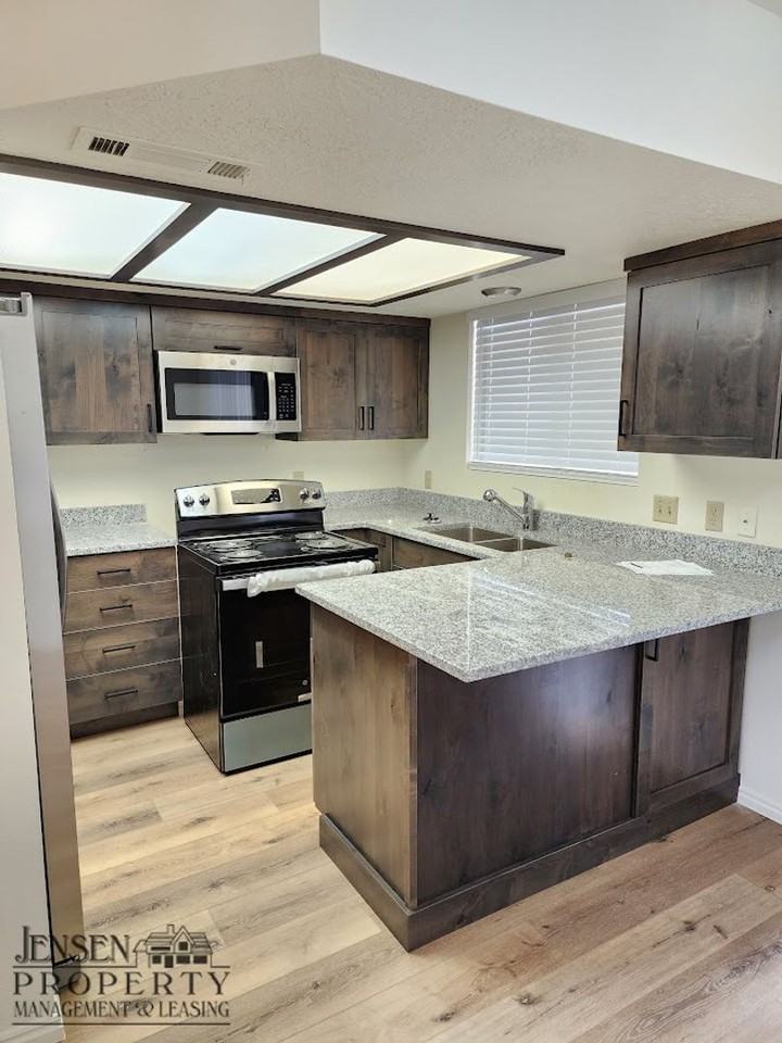 1075 N 1400 W #38 - Photo 6 of 17