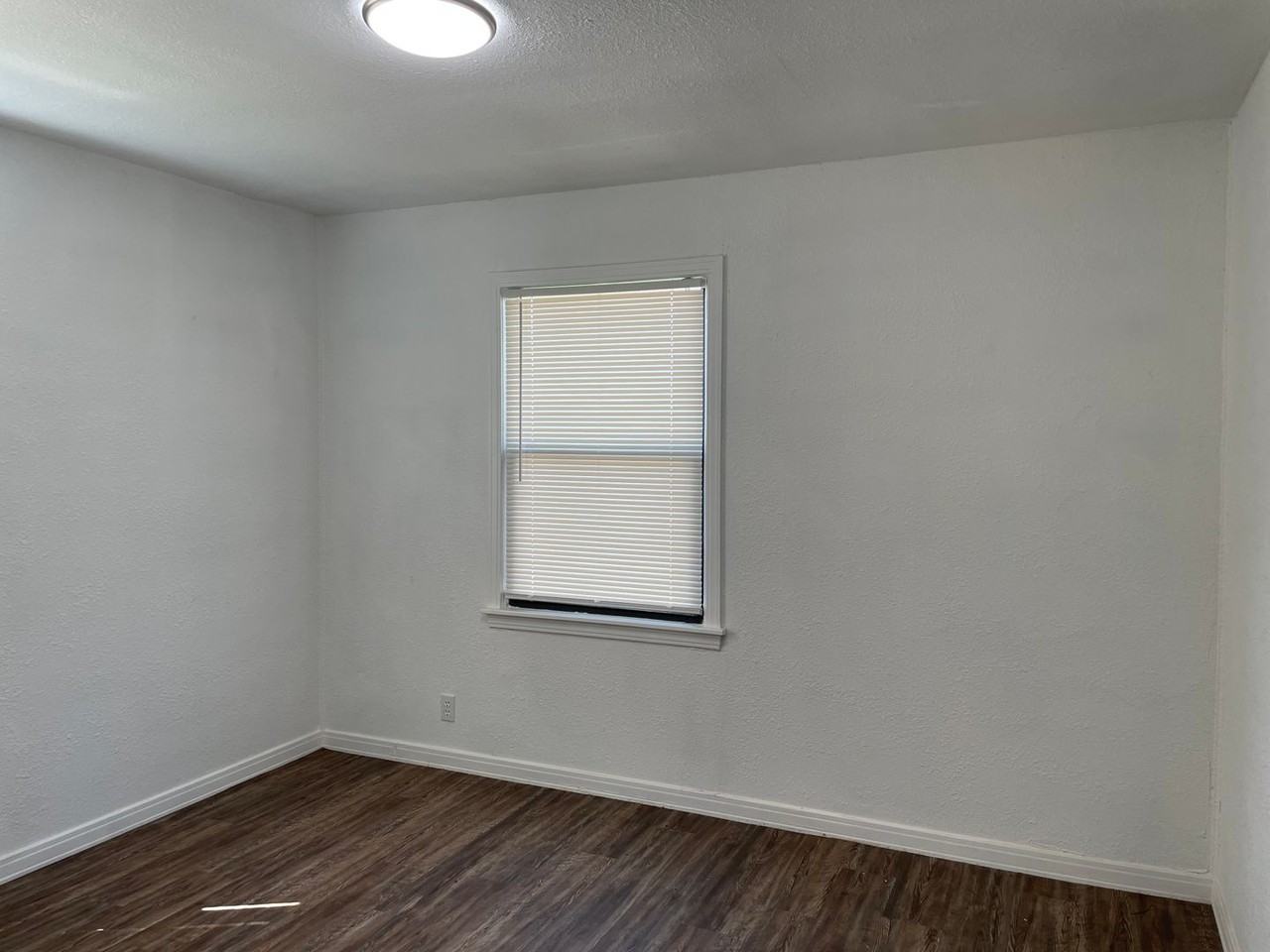 2617 41st St - Photo 5 of 5